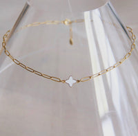 D-Chain Necklace with White Clover