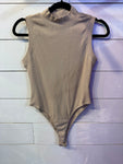 Everyday Essentials Bodysuit in taupe