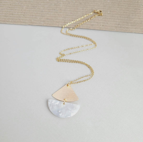 Ava Necklace- Pearl & Gold