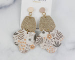 Gold Glitter Scalloped Earrings